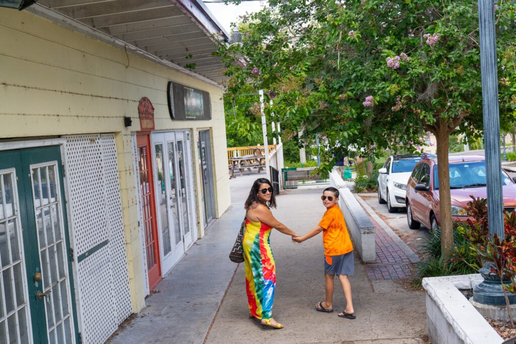 Walking Mount Dora
